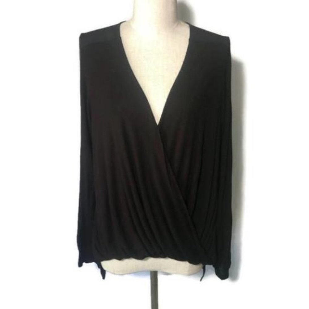 EVERLEIGH M black long sleeve faux wrap top